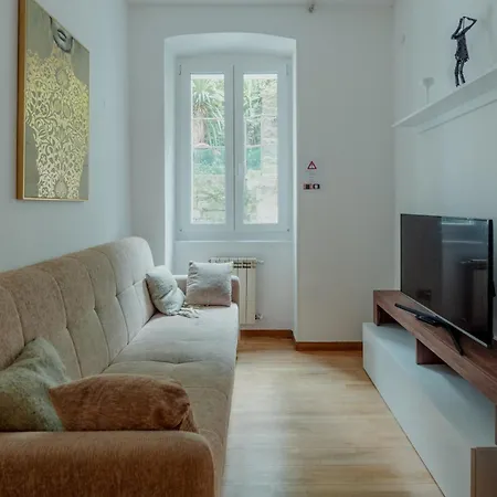 Apartment All'acquedotto 79 *